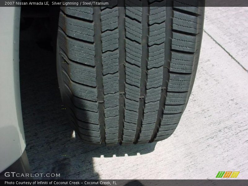 Silver Lightning / Steel/Titanium 2007 Nissan Armada LE