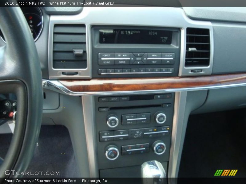 White Platinum Tri-Coat / Steel Gray 2010 Lincoln MKZ FWD