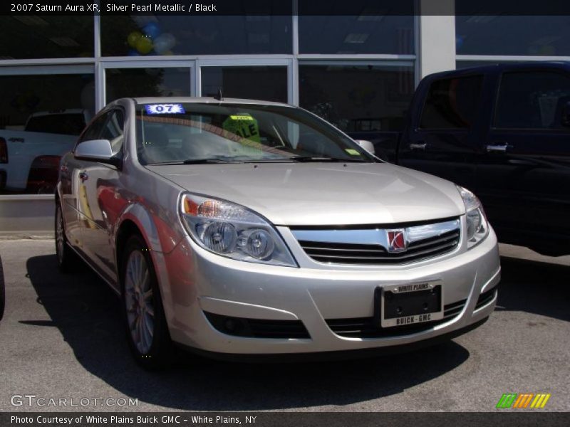 Silver Pearl Metallic / Black 2007 Saturn Aura XR