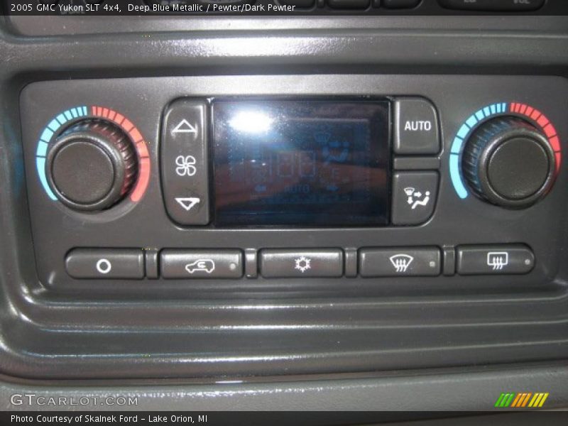 Deep Blue Metallic / Pewter/Dark Pewter 2005 GMC Yukon SLT 4x4