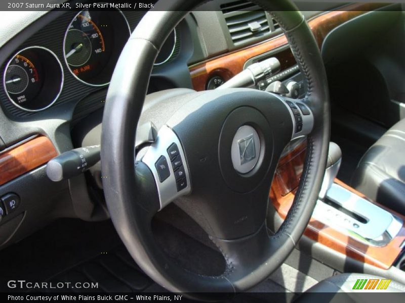 Silver Pearl Metallic / Black 2007 Saturn Aura XR