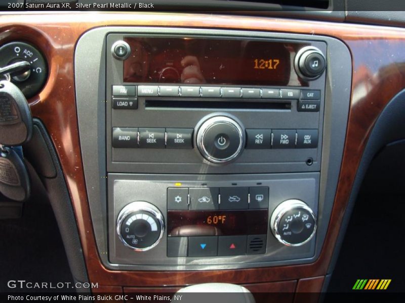 Silver Pearl Metallic / Black 2007 Saturn Aura XR