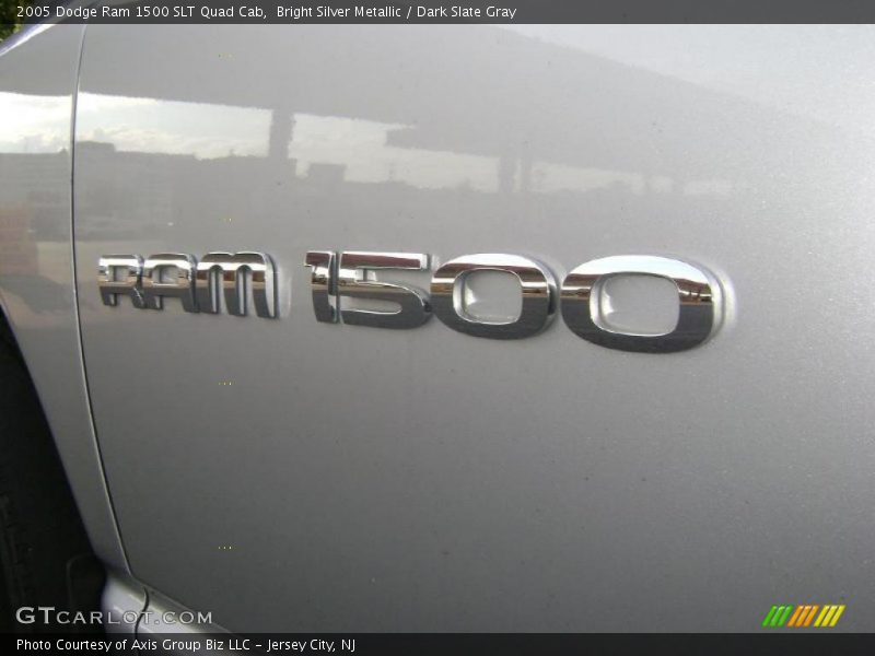 Bright Silver Metallic / Dark Slate Gray 2005 Dodge Ram 1500 SLT Quad Cab