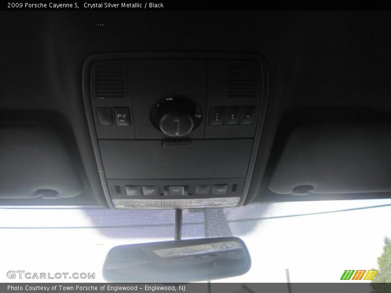 Crystal Silver Metallic / Black 2009 Porsche Cayenne S