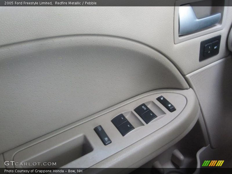 Redfire Metallic / Pebble 2005 Ford Freestyle Limited