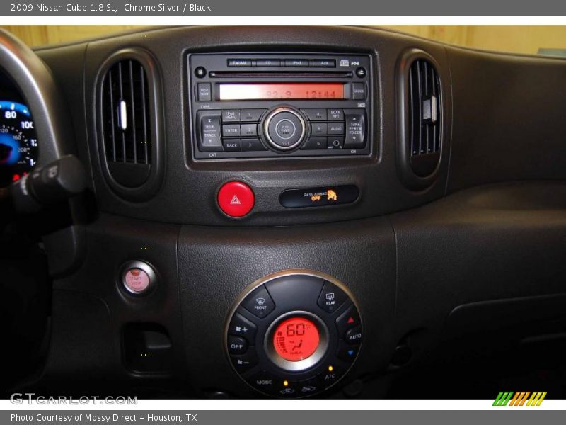 Chrome Silver / Black 2009 Nissan Cube 1.8 SL