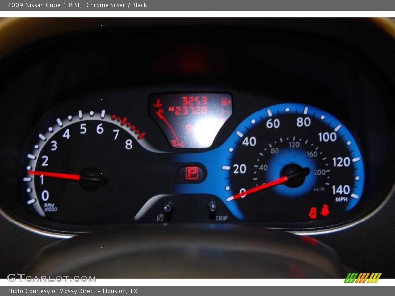 Chrome Silver / Black 2009 Nissan Cube 1.8 SL