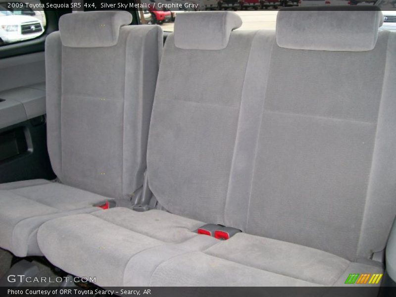 Silver Sky Metallic / Graphite Gray 2009 Toyota Sequoia SR5 4x4