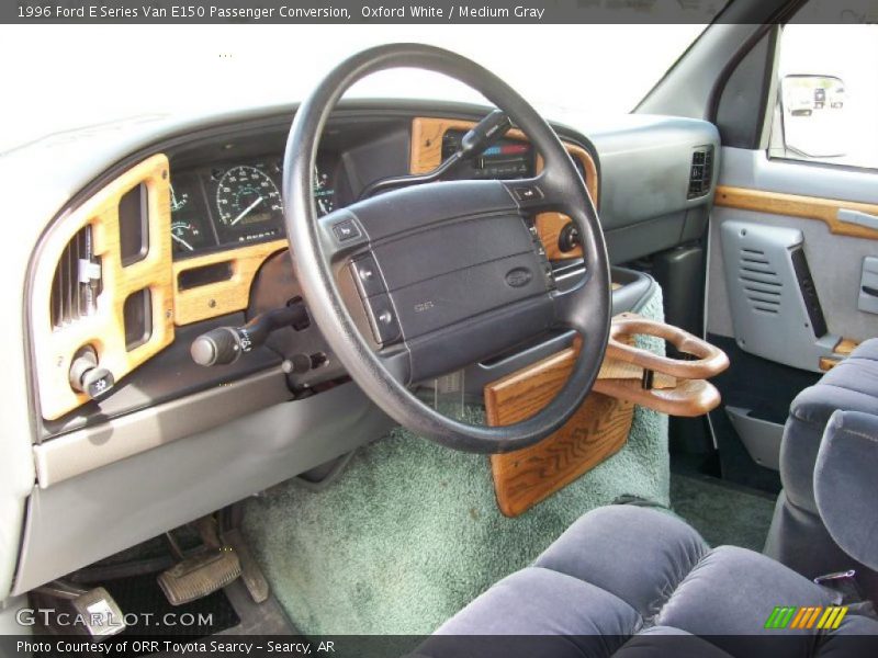 Oxford White / Medium Gray 1996 Ford E Series Van E150 Passenger Conversion