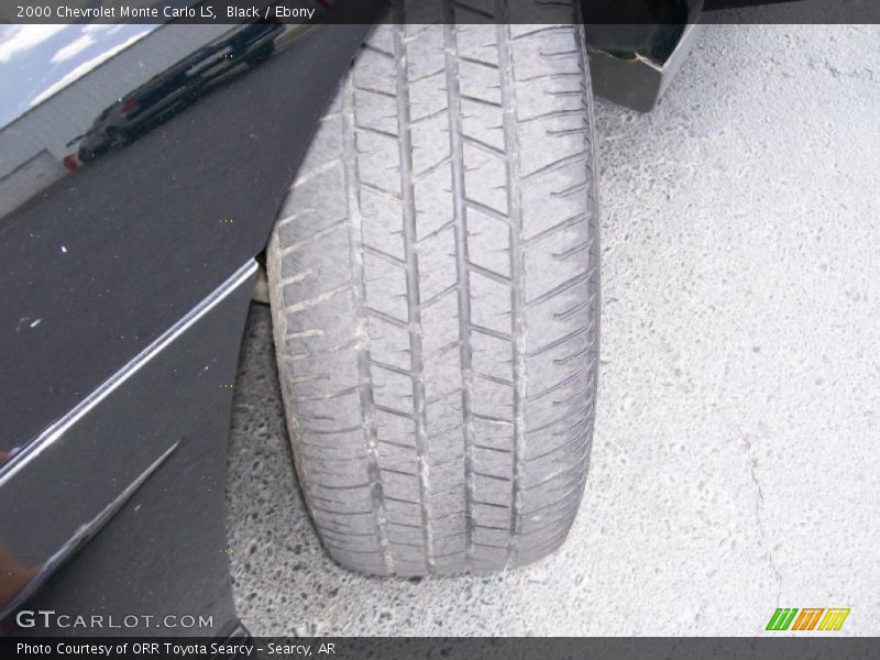 Black / Ebony 2000 Chevrolet Monte Carlo LS