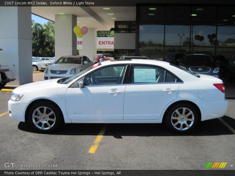 Oxford White / Light Stone 2007 Lincoln MKZ Sedan