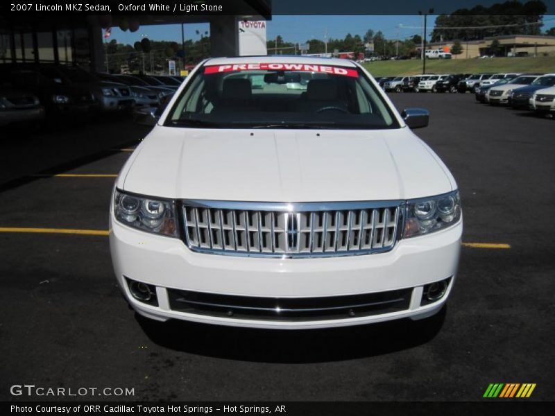 Oxford White / Light Stone 2007 Lincoln MKZ Sedan
