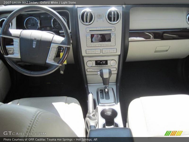 Oxford White / Light Stone 2007 Lincoln MKZ Sedan