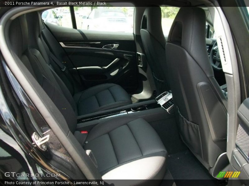 Basalt Black Metallic / Black 2011 Porsche Panamera 4