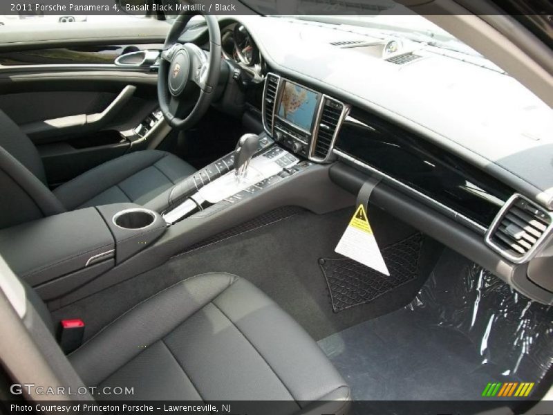 Basalt Black Metallic / Black 2011 Porsche Panamera 4