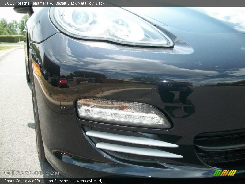 Basalt Black Metallic / Black 2011 Porsche Panamera 4