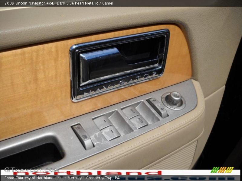 Dark Blue Pearl Metallic / Camel 2009 Lincoln Navigator 4x4