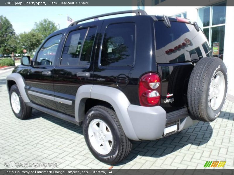 Black Clearcoat / Khaki 2005 Jeep Liberty Sport