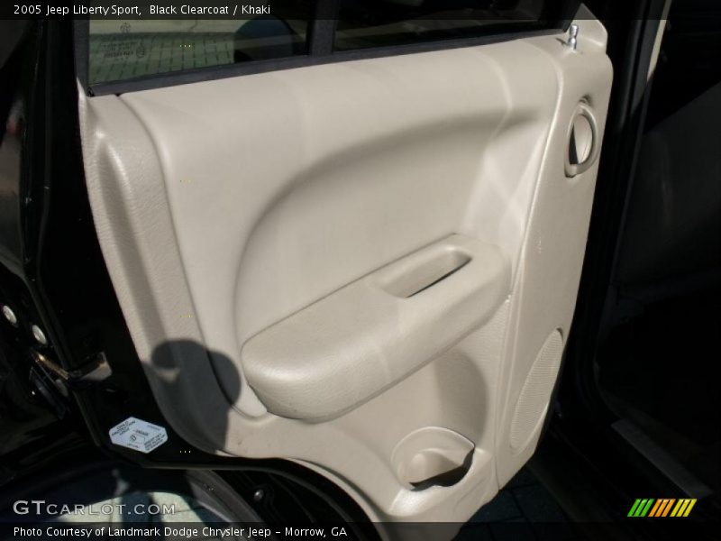 Black Clearcoat / Khaki 2005 Jeep Liberty Sport