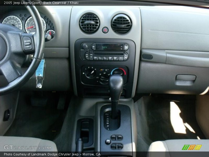 Black Clearcoat / Khaki 2005 Jeep Liberty Sport
