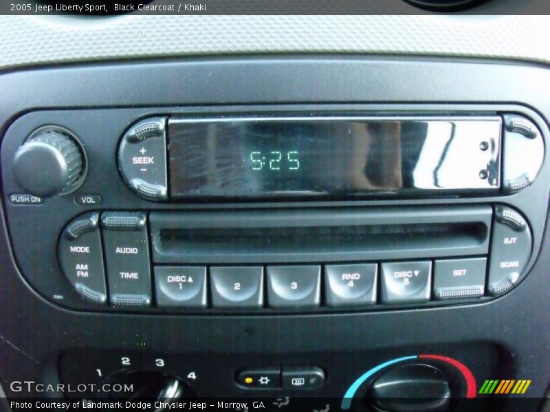 Black Clearcoat / Khaki 2005 Jeep Liberty Sport