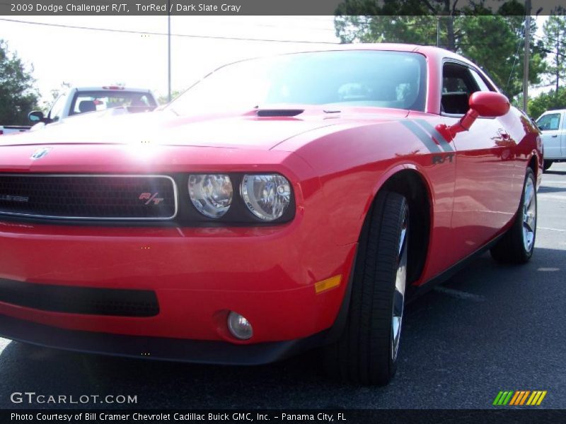 TorRed / Dark Slate Gray 2009 Dodge Challenger R/T