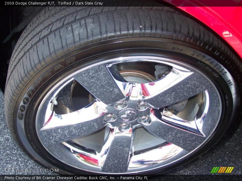 TorRed / Dark Slate Gray 2009 Dodge Challenger R/T