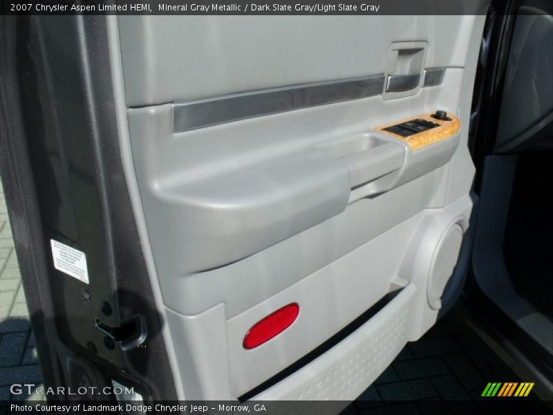 Mineral Gray Metallic / Dark Slate Gray/Light Slate Gray 2007 Chrysler Aspen Limited HEMI