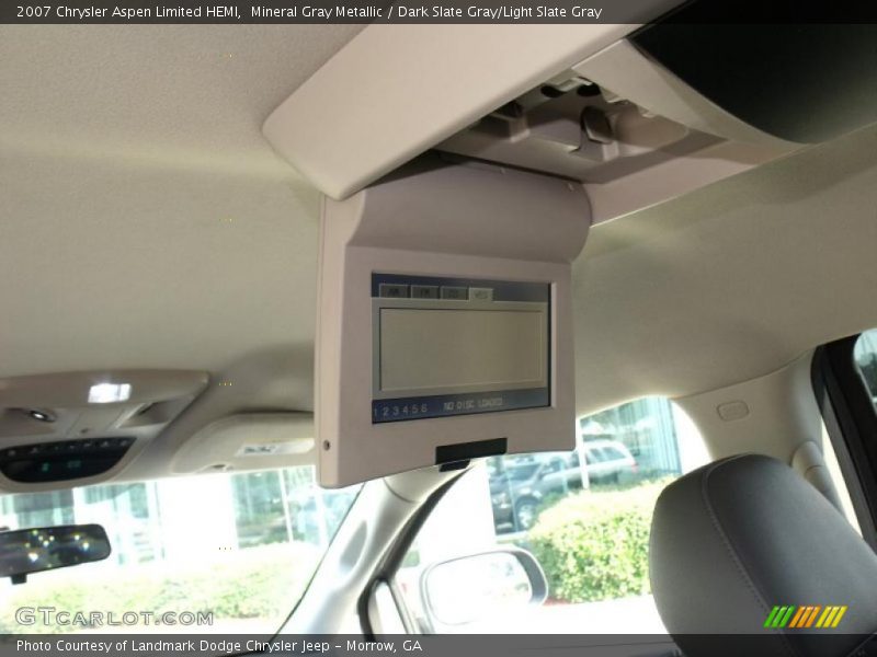 Mineral Gray Metallic / Dark Slate Gray/Light Slate Gray 2007 Chrysler Aspen Limited HEMI
