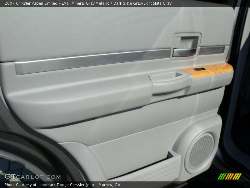 Mineral Gray Metallic / Dark Slate Gray/Light Slate Gray 2007 Chrysler Aspen Limited HEMI