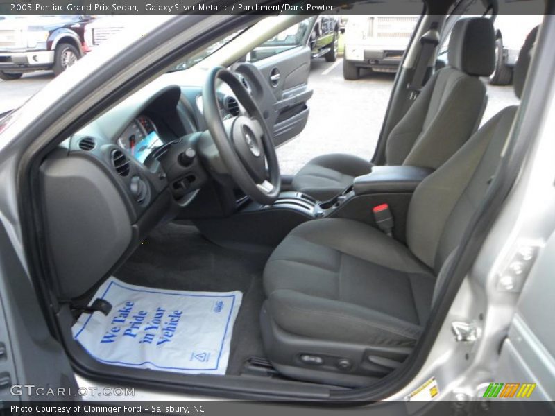 Galaxy Silver Metallic / Parchment/Dark Pewter 2005 Pontiac Grand Prix Sedan
