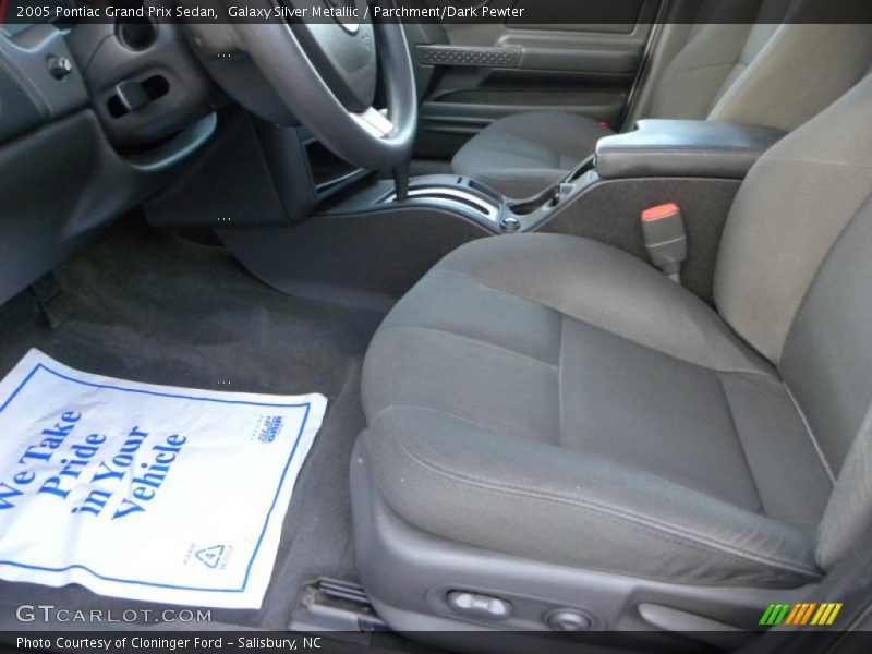 Galaxy Silver Metallic / Parchment/Dark Pewter 2005 Pontiac Grand Prix Sedan
