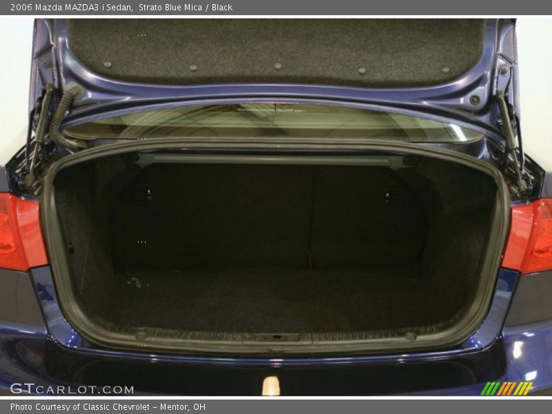 Strato Blue Mica / Black 2006 Mazda MAZDA3 i Sedan