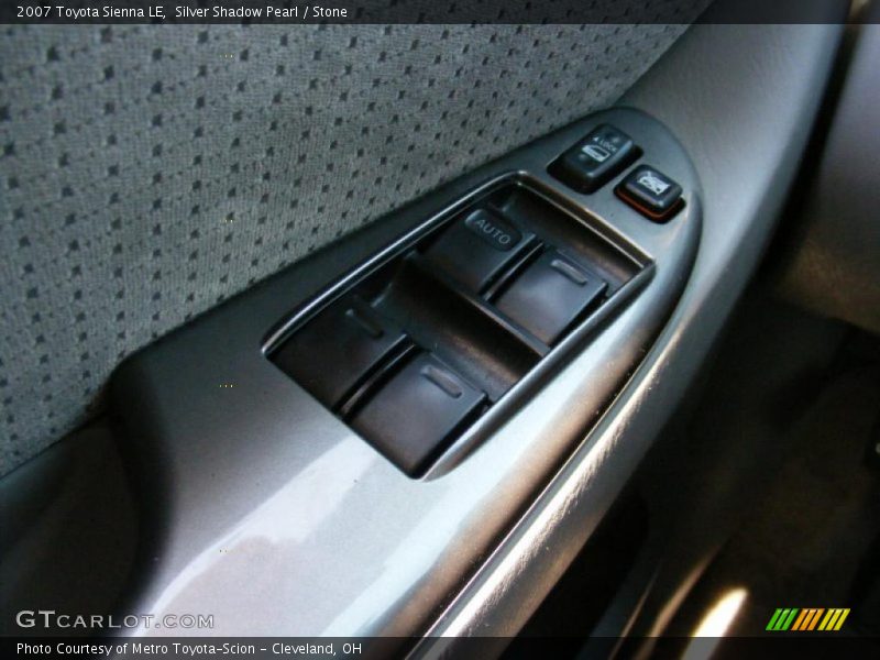 Silver Shadow Pearl / Stone 2007 Toyota Sienna LE