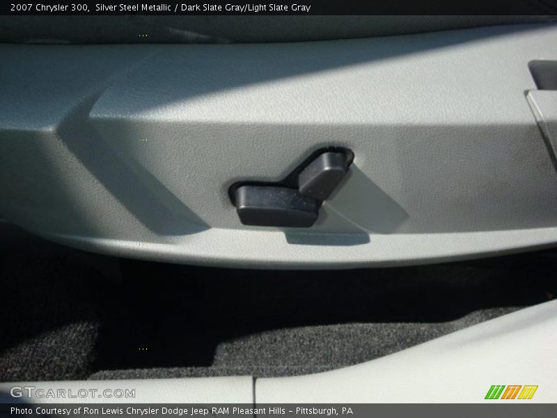 Silver Steel Metallic / Dark Slate Gray/Light Slate Gray 2007 Chrysler 300