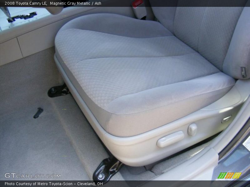 Magnetic Gray Metallic / Ash 2008 Toyota Camry LE