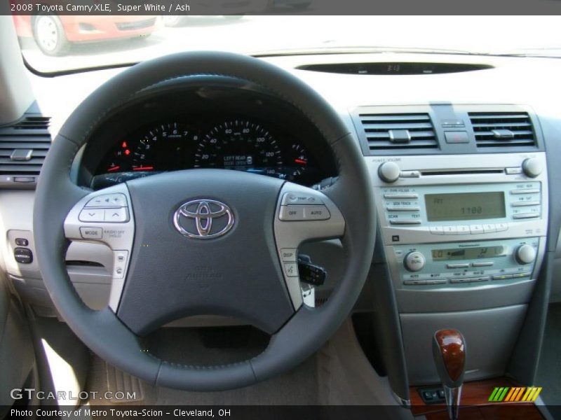 Super White / Ash 2008 Toyota Camry XLE