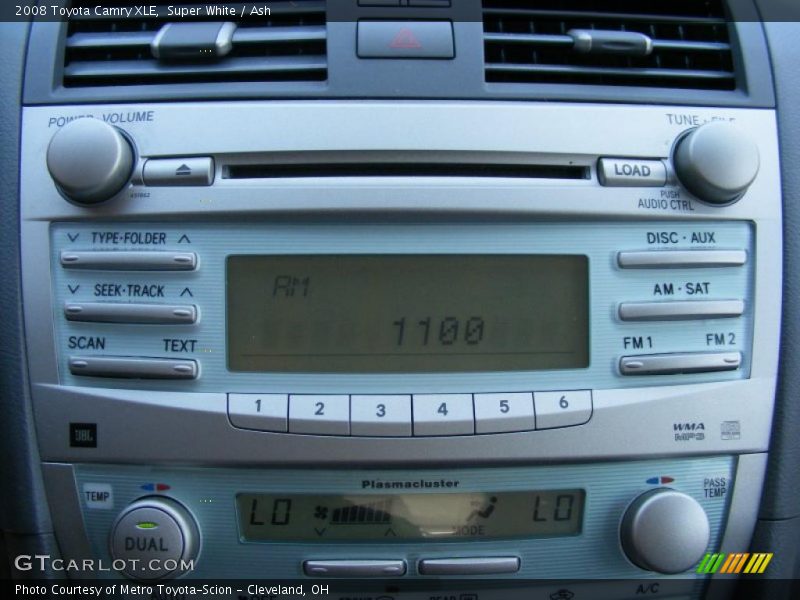 Super White / Ash 2008 Toyota Camry XLE