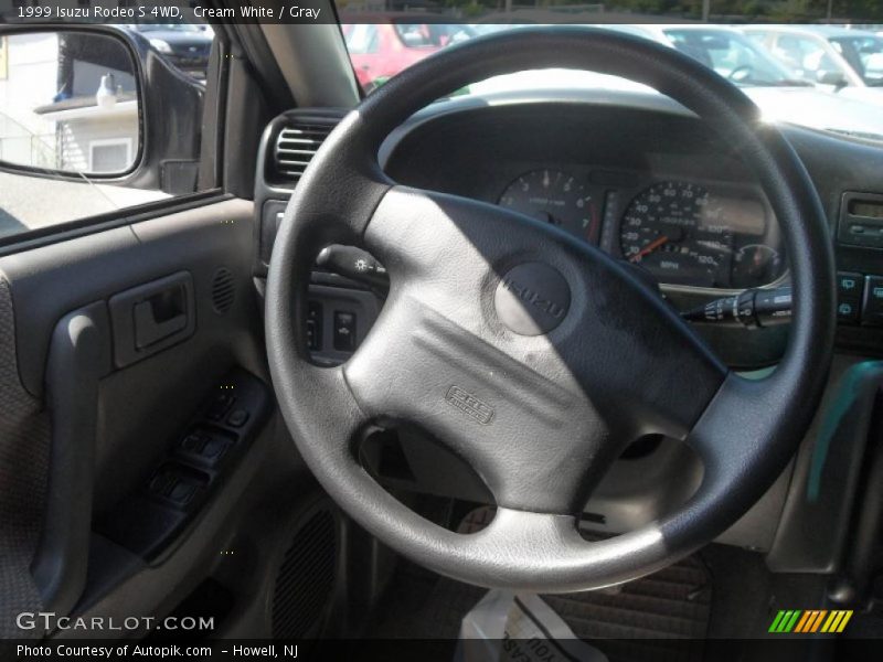 Cream White / Gray 1999 Isuzu Rodeo S 4WD