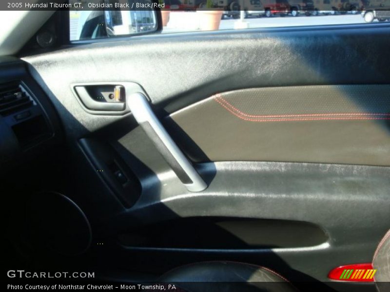 Obsidian Black / Black/Red 2005 Hyundai Tiburon GT