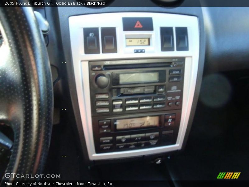 Obsidian Black / Black/Red 2005 Hyundai Tiburon GT