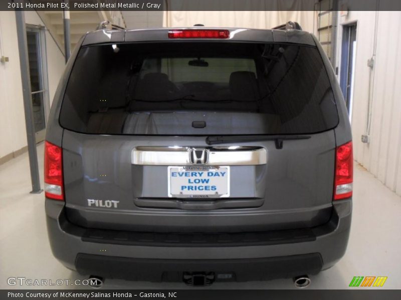 Polished Metal Metallic / Gray 2011 Honda Pilot EX