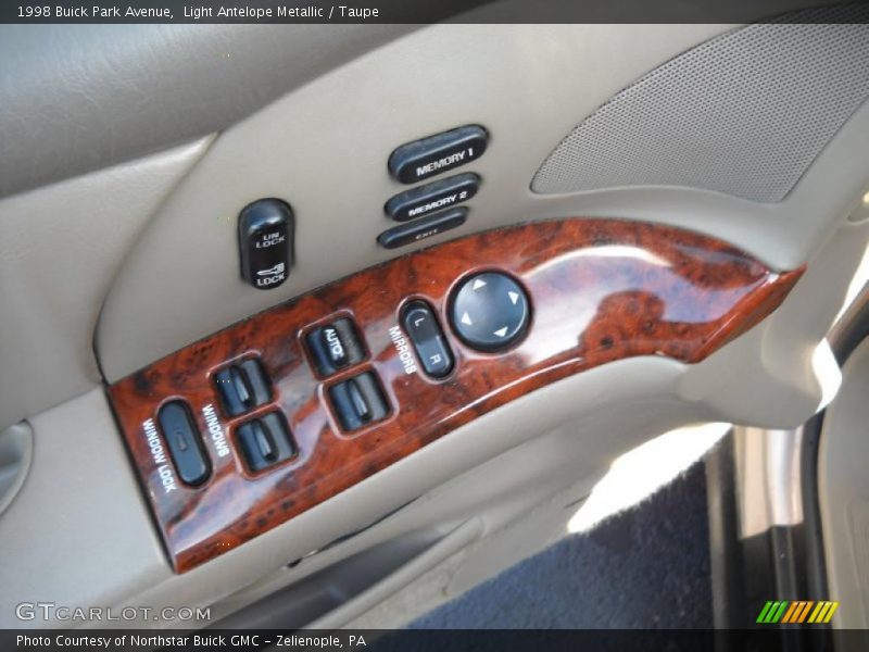 Light Antelope Metallic / Taupe 1998 Buick Park Avenue