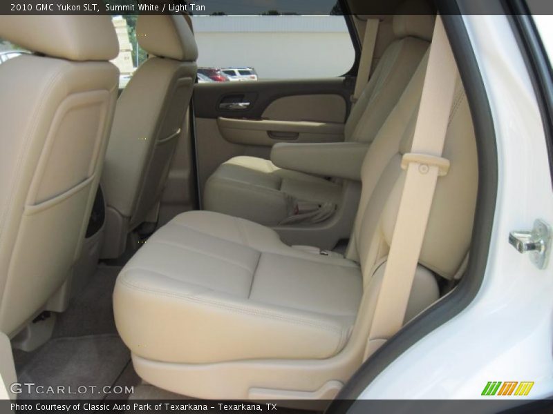 Summit White / Light Tan 2010 GMC Yukon SLT