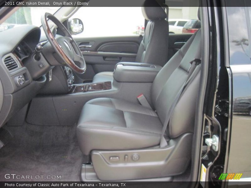 Onyx Black / Ebony 2011 GMC Yukon Denali