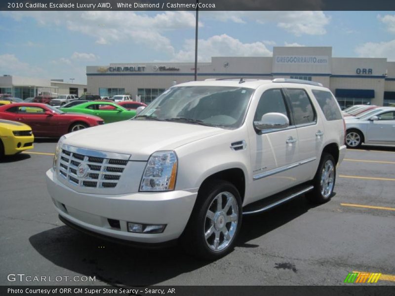 White Diamond / Cashmere/Cocoa 2010 Cadillac Escalade Luxury AWD