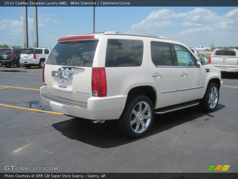 White Diamond / Cashmere/Cocoa 2010 Cadillac Escalade Luxury AWD