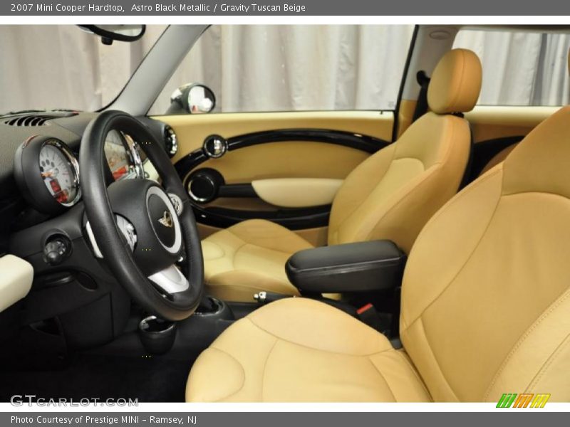 Astro Black Metallic / Gravity Tuscan Beige 2007 Mini Cooper Hardtop