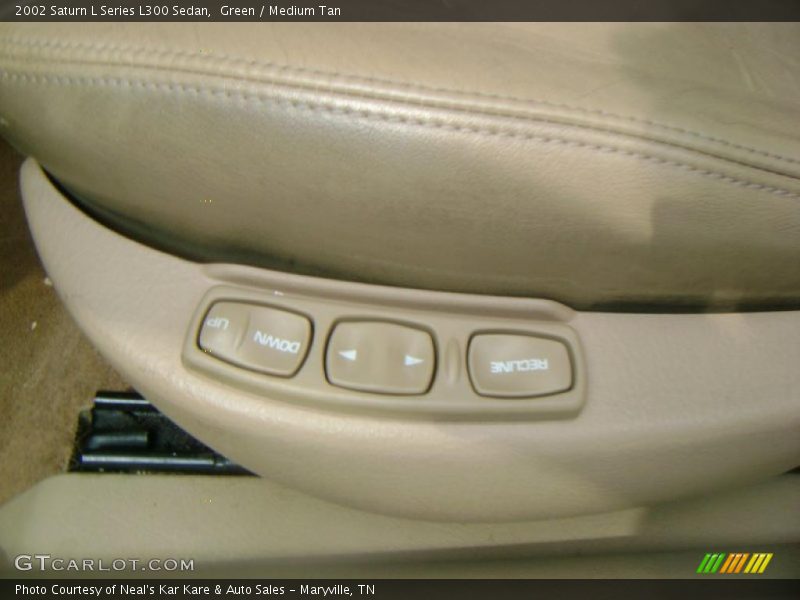 Green / Medium Tan 2002 Saturn L Series L300 Sedan