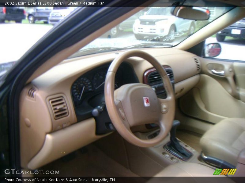 Green / Medium Tan 2002 Saturn L Series L300 Sedan